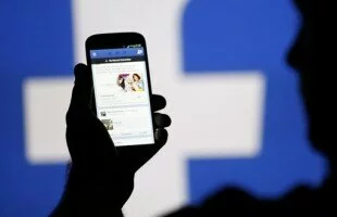 Facebook raises new privacy policy